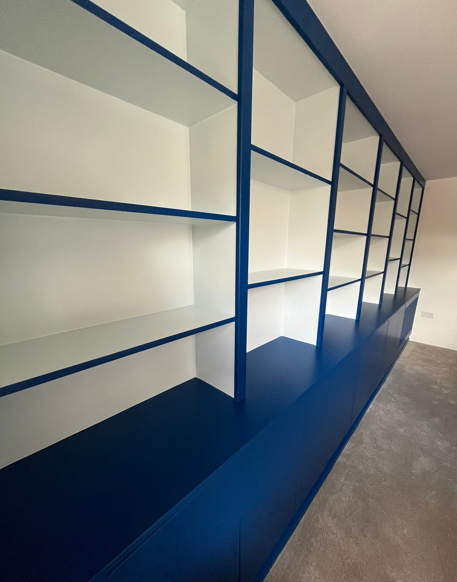 Image gallery marquee